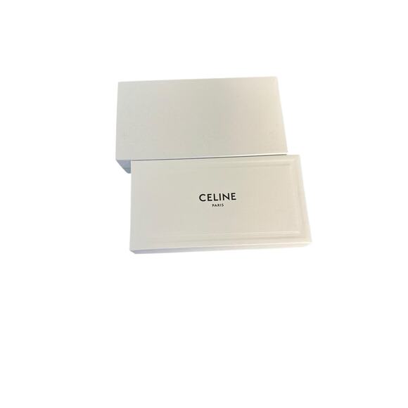 Celine NWT Bold Three Dots 54MM Butterfly Sunglasses in Black - Picture 12 of 12